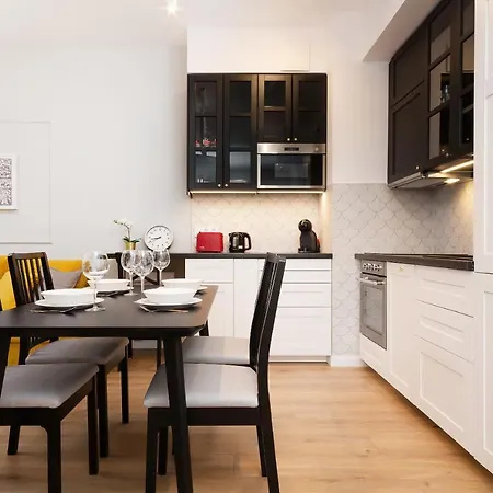 Apartment Warsaw Apartments *